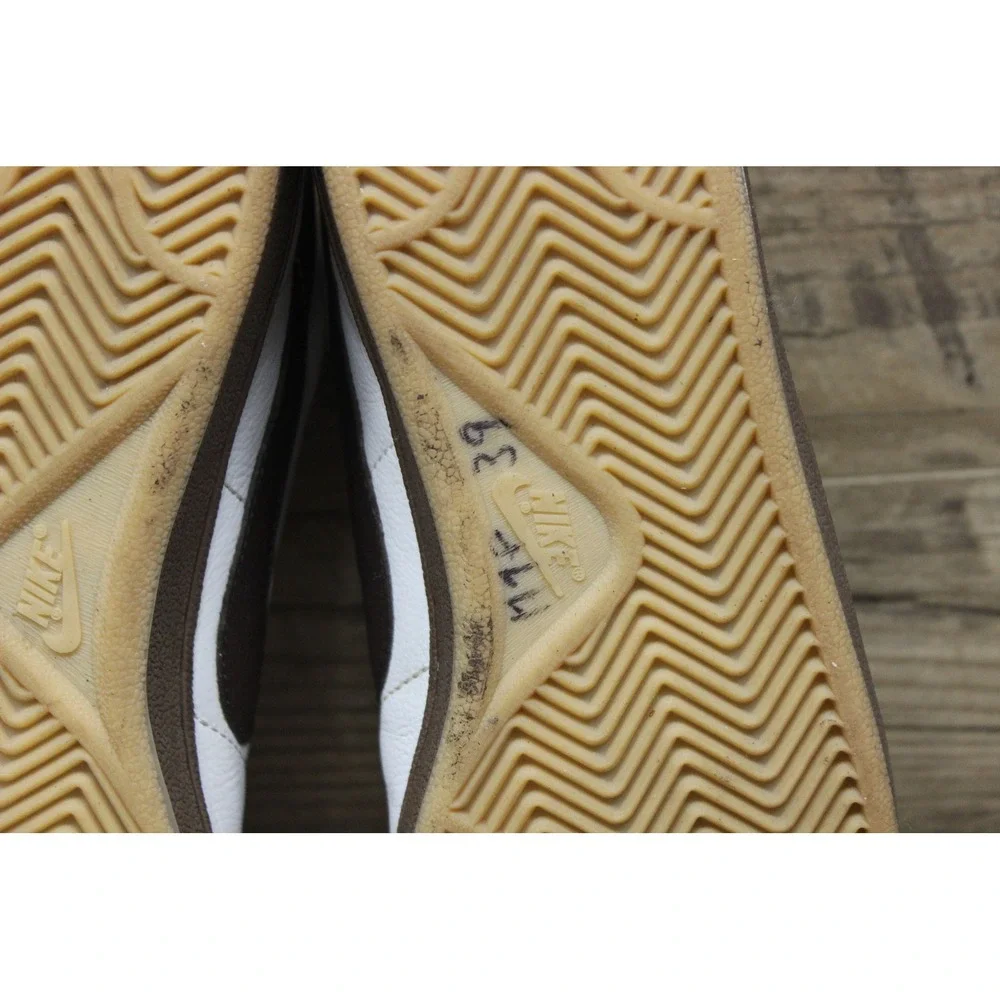 Nike Court Royale White‎ Brown Sneakers Men's Size 10.5 Tennis Normcore Style
